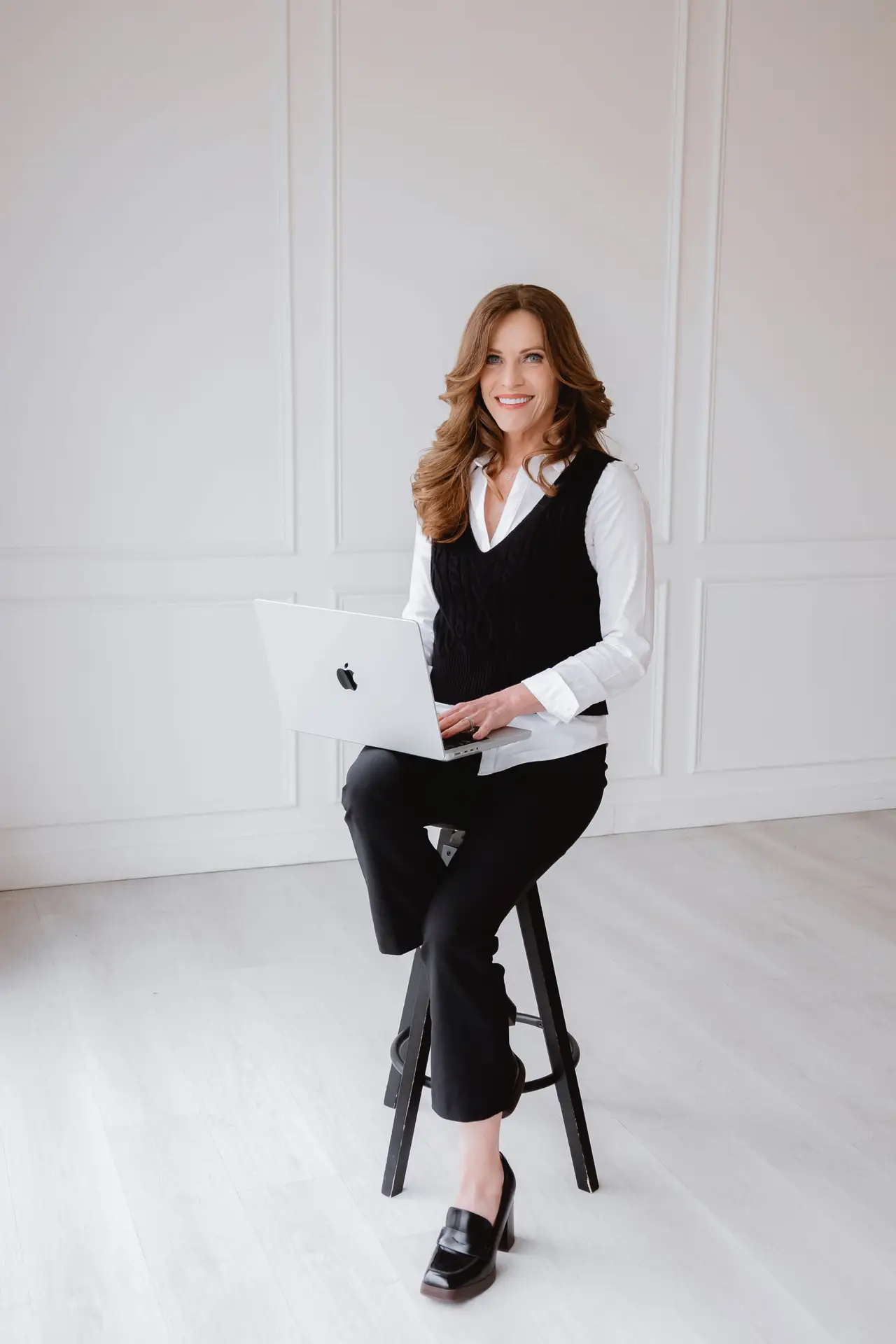 Home Buyers Guide. Desiree, Christian Realtor