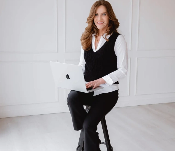 Home Buyers Guide. Desiree, Christian Realtor